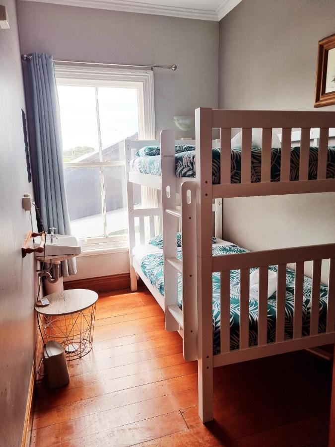Harbourview Hotel Raglan Extérieur photo
