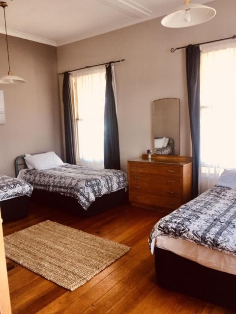 Harbourview Hotel Raglan Extérieur photo